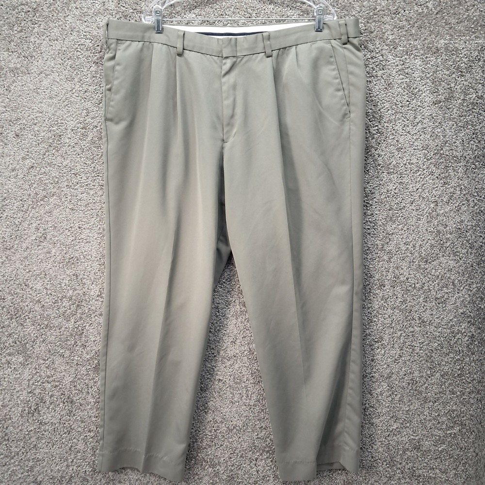 Dockers Golf Mens Tan Khaki Pleated Relaxed Fit Microfiber Pants W44 L30